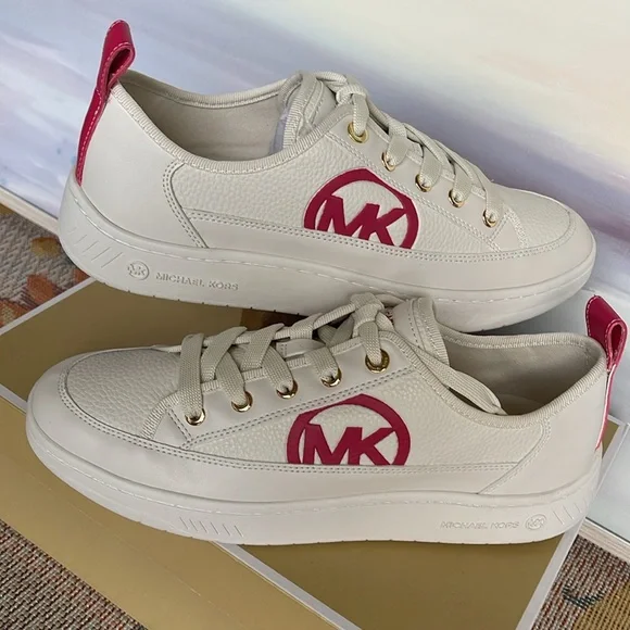 MICHAEL KORS SHEA LACE UP FAUX LEATHER
49R4SHFS1L
ELECTRIC PINK
Sneakers - Picture 10 of 16